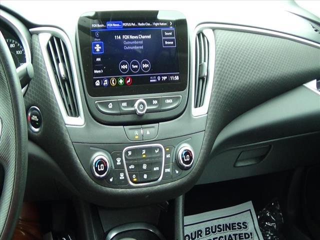 Photo of 2024 Summit White Chevrolet Malibu