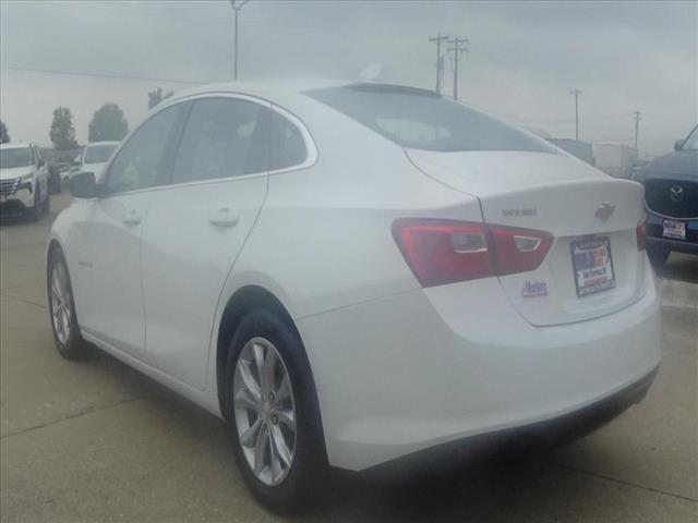 Photo of 2024 Summit White Chevrolet Malibu