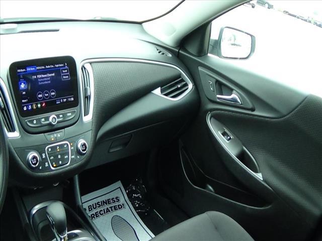 Photo of 2024 Summit White Chevrolet Malibu