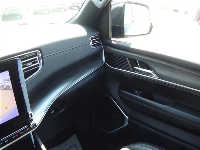 Photo of 2023 Bright White Jeep Wagoneer L
