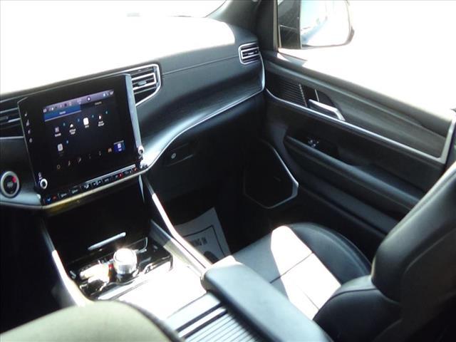 Photo of 2023 Bright White Jeep Wagoneer L