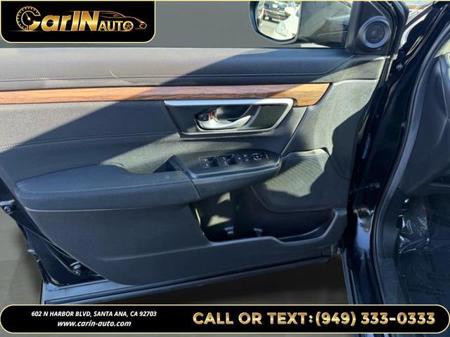 Photo of 2020 Crystal Black Pearl Honda CR-V