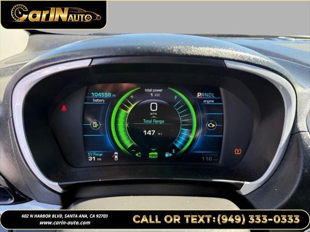 Photo of 2017 Silver Ice Metallic Chevrolet Volt
