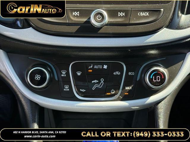 Photo of 2017 Silver Ice Metallic Chevrolet Volt