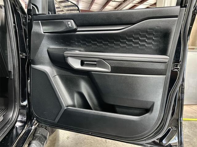 Photo of 2024 Shadow Black Ford Ranger