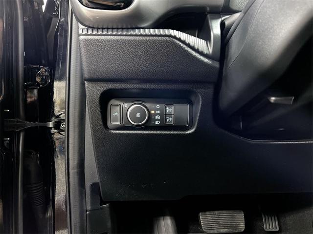 Photo of 2024 Shadow Black Ford Ranger