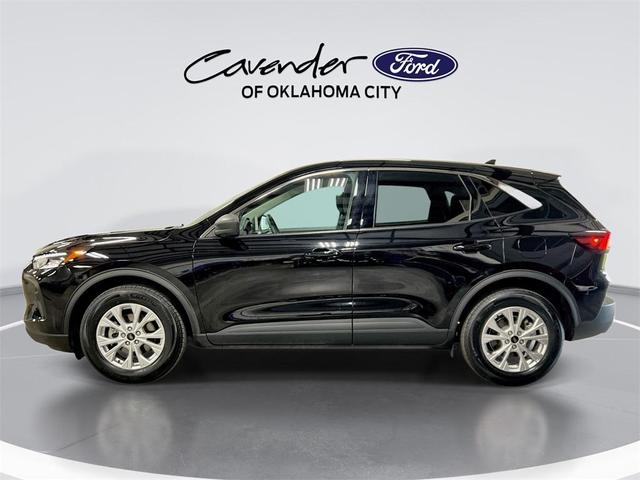 Photo of 2024 Agate Black Metallic Ford Escape