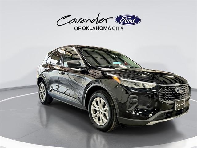 Photo of 2024 Agate Black Metallic Ford Escape