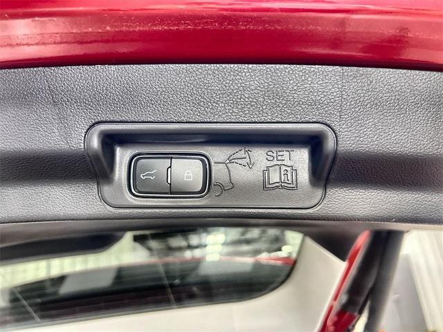 Photo of 2025 Rapid Red Metallic Tinted Clearcoat Ford Explorer