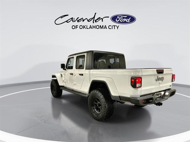 Photo of 2022 Bright White Clearcoat Jeep Gladiator
