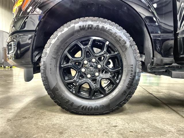 Photo of 2024 Agate Black Metallic Ford F-150
