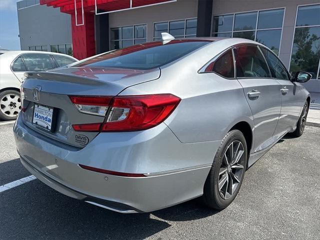 Photo of 2022 Lunar Silver Metallic Honda Accord