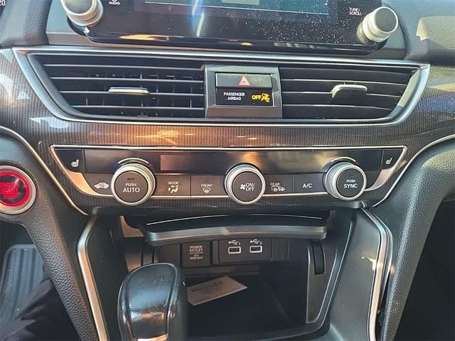 Photo of 2021 Platinum White Pearl Honda Accord