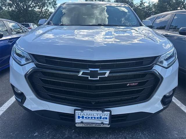 Photo of 2021 Summit White Chevrolet Traverse