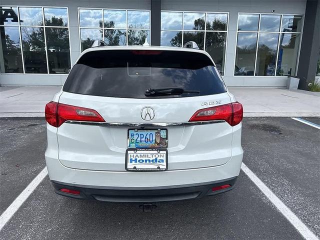 Photo of 2013 White Diamond Pearl Acura RDX