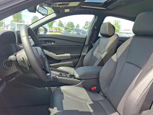 Photo of 2025 Platinum White Pearl Honda Accord Hybrid