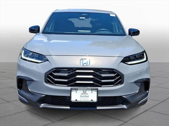 Photo of 2025 Urban Gray Pearl Honda HR-V