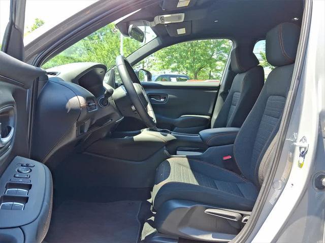 Photo of 2025 Urban Gray Pearl Honda HR-V