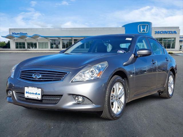 2015 Infiniti Q40