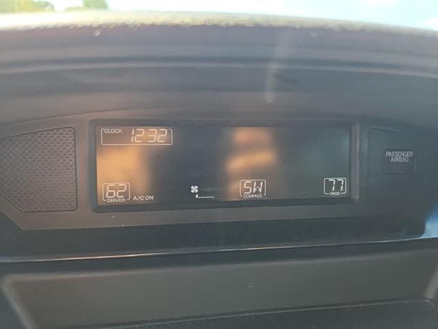 Photo of 2011 Taffeta White Honda Pilot