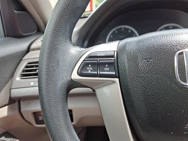Photo of 2009 Polished Metal Metallic Honda Accord