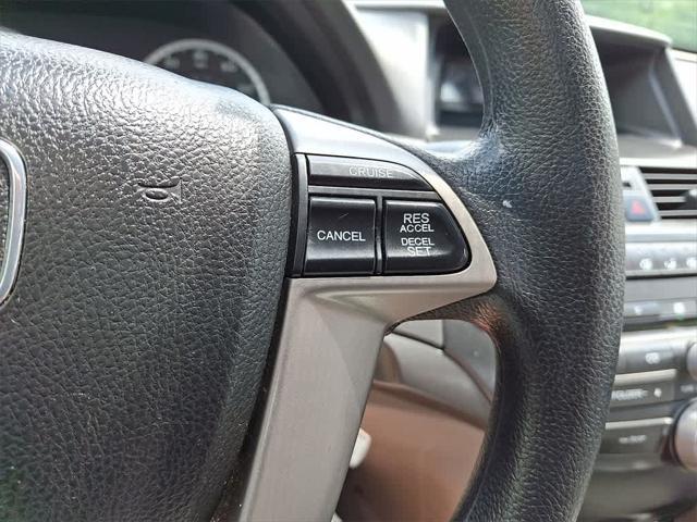 Photo of 2009 Polished Metal Metallic Honda Accord