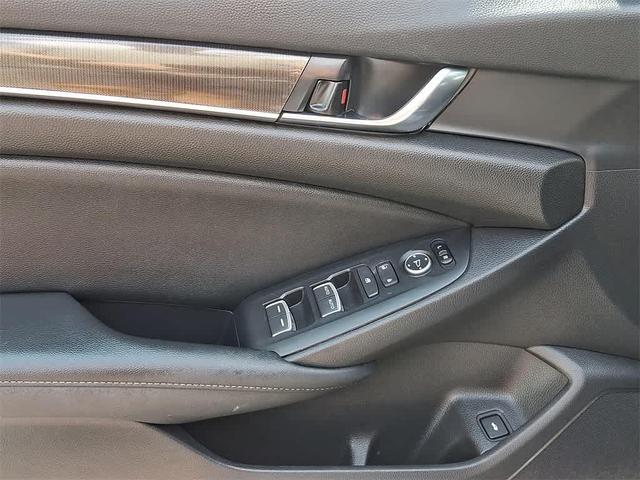 Photo of 2022 Sonic Gray Pearl Honda Accord Hybrid