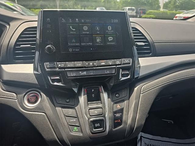 Photo of 2022 Crystal Black Pearl Honda Odyssey