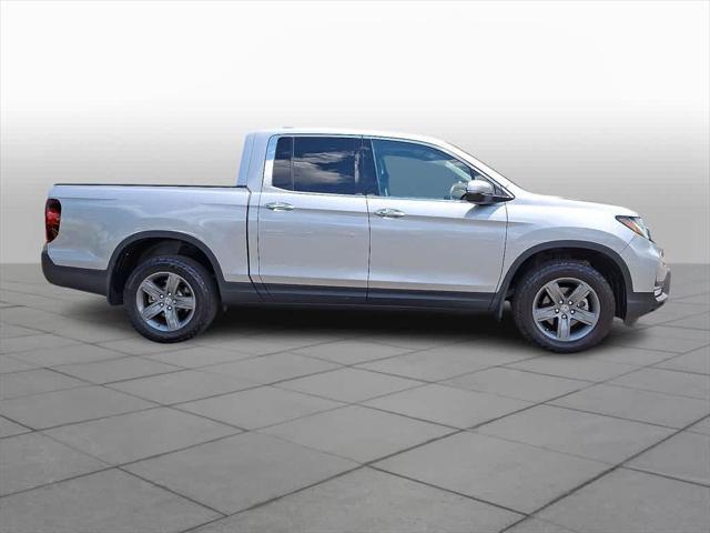 Photo of 2023 Lunar Silver Metallic Honda Ridgeline