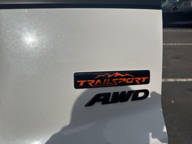 Photo of 2023 Platinum White Pearl Honda Passport
