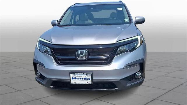 Photo of 2022 Lunar Silver Metallic Honda Pilot