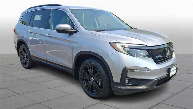 Photo of 2022 Lunar Silver Metallic Honda Pilot