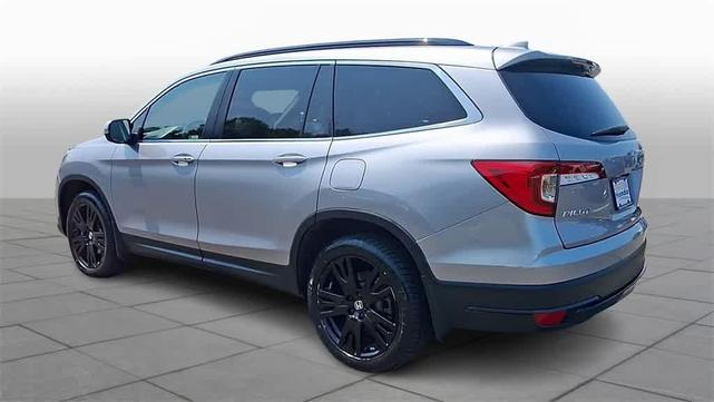 Photo of 2022 Lunar Silver Metallic Honda Pilot