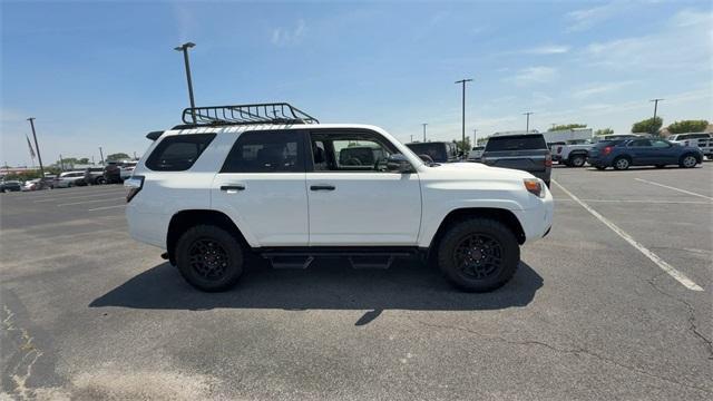 Photo of 2021 Super White Toyota 4Runner