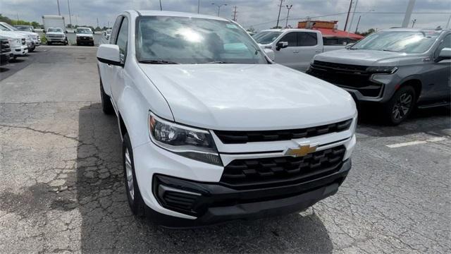Photo of 2022 Summit White Chevrolet Colorado