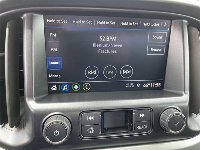 Photo of 2022 Summit White Chevrolet Colorado