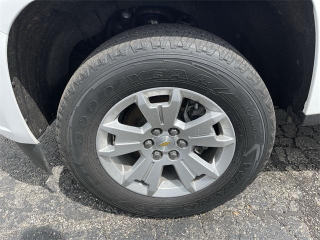 Photo of 2022 Summit White Chevrolet Colorado