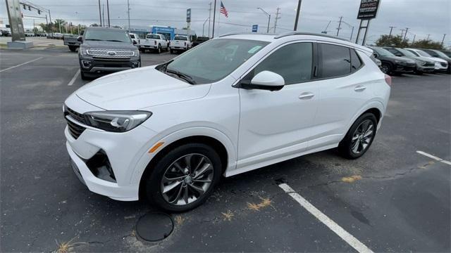 Photo of 2021 White Frost Tri-Coat Buick Encore GX
