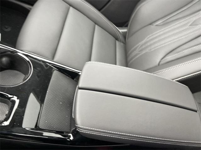 Photo of 2024 Ebony Twilight Metallic Buick Envision