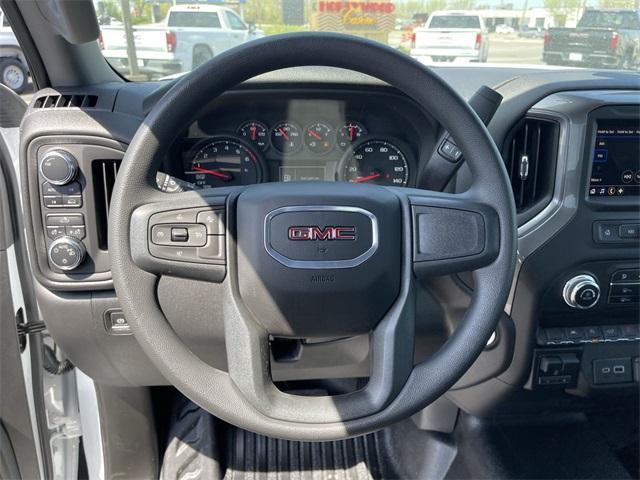 Photo of 2025 Summit White GMC Sierra 1500