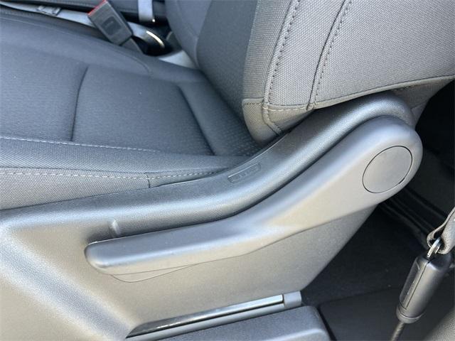 Photo of 2025 Summit White GMC Sierra 1500