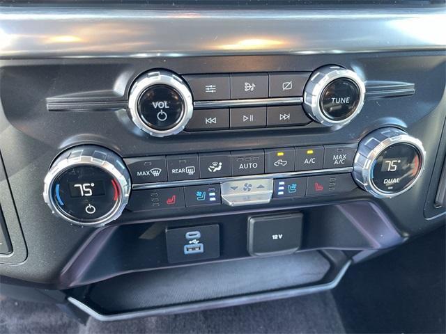 Photo of 2021 Oxford White Ford F-150
