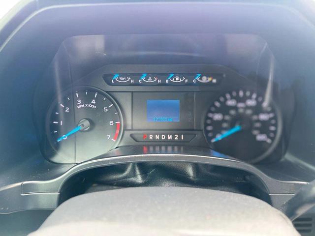 Photo of 2017 Oxford White Ford F-250