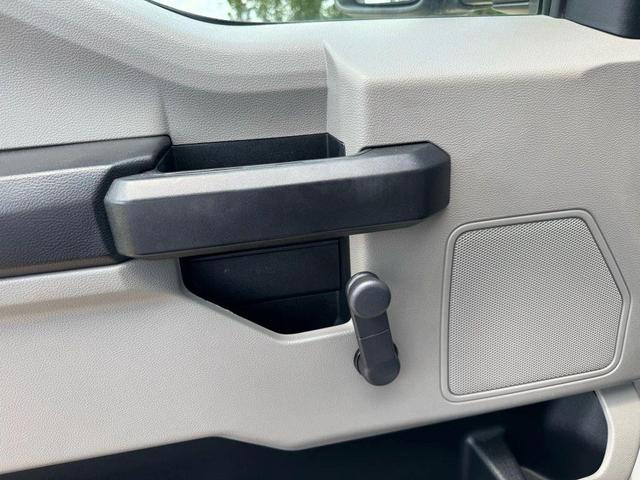 Photo of 2020 Oxford White Ford F-450