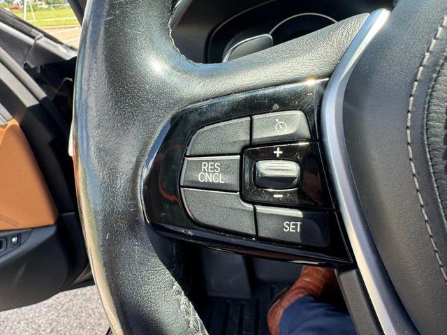 Photo of 2019 BLACK BMW 530e