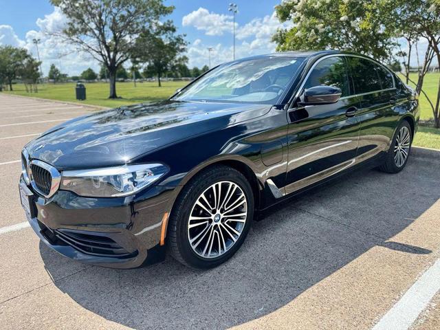 Photo of 2019 BLACK BMW 530e