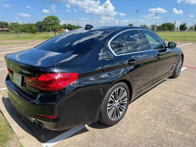 Photo of 2019 BLACK BMW 530e