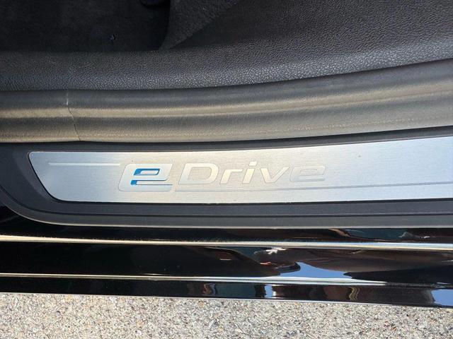 Photo of 2019 BLACK BMW 530e