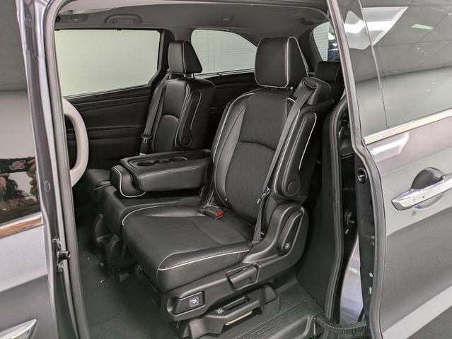 Photo of 2022 Modern Steel Metallic Honda Odyssey