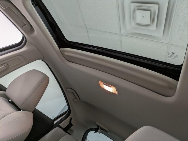Photo of 2022 Platinum White Pearl Honda HR-V